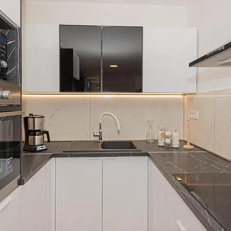 Semesterbostad Beautiful In